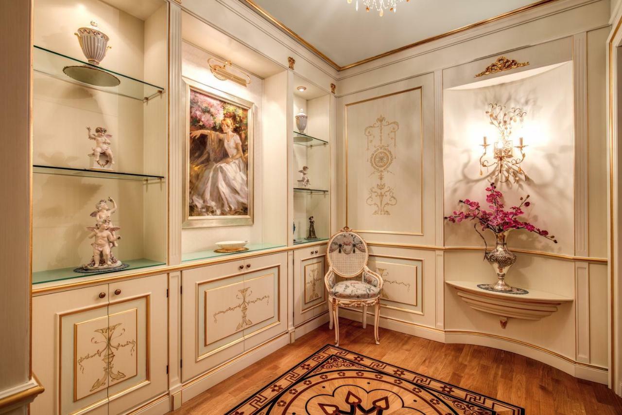 Domus Vittoria - The Luxury Quintessence Apartment Соренто Екстериор снимка