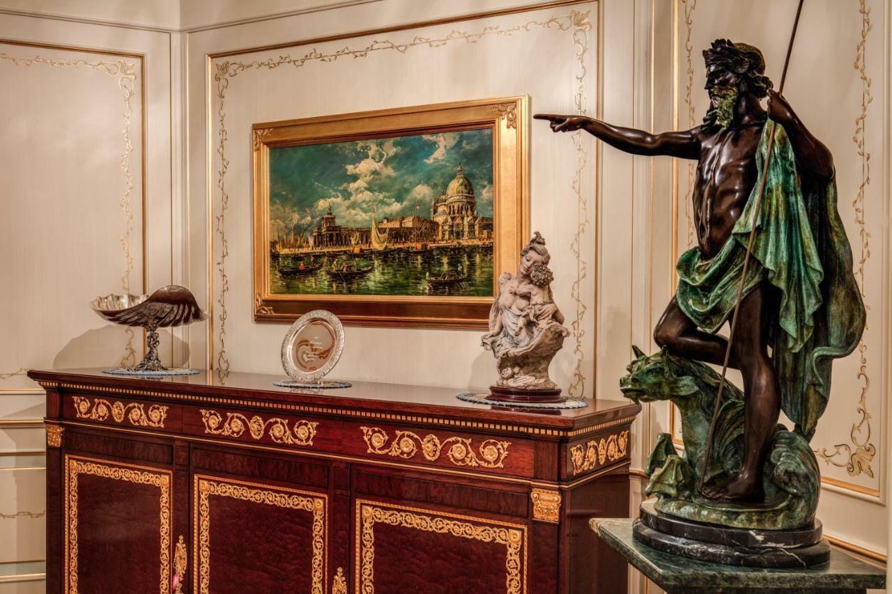 Domus Vittoria - The Luxury Quintessence Apartment Соренто Екстериор снимка
