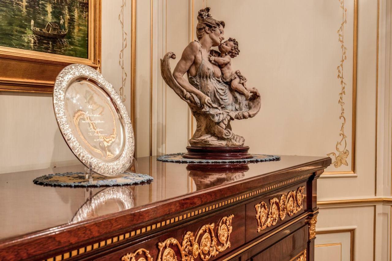 Domus Vittoria - The Luxury Quintessence Apartment Соренто Екстериор снимка