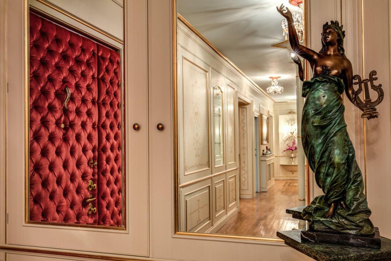 Domus Vittoria - The Luxury Quintessence Apartment Соренто Екстериор снимка