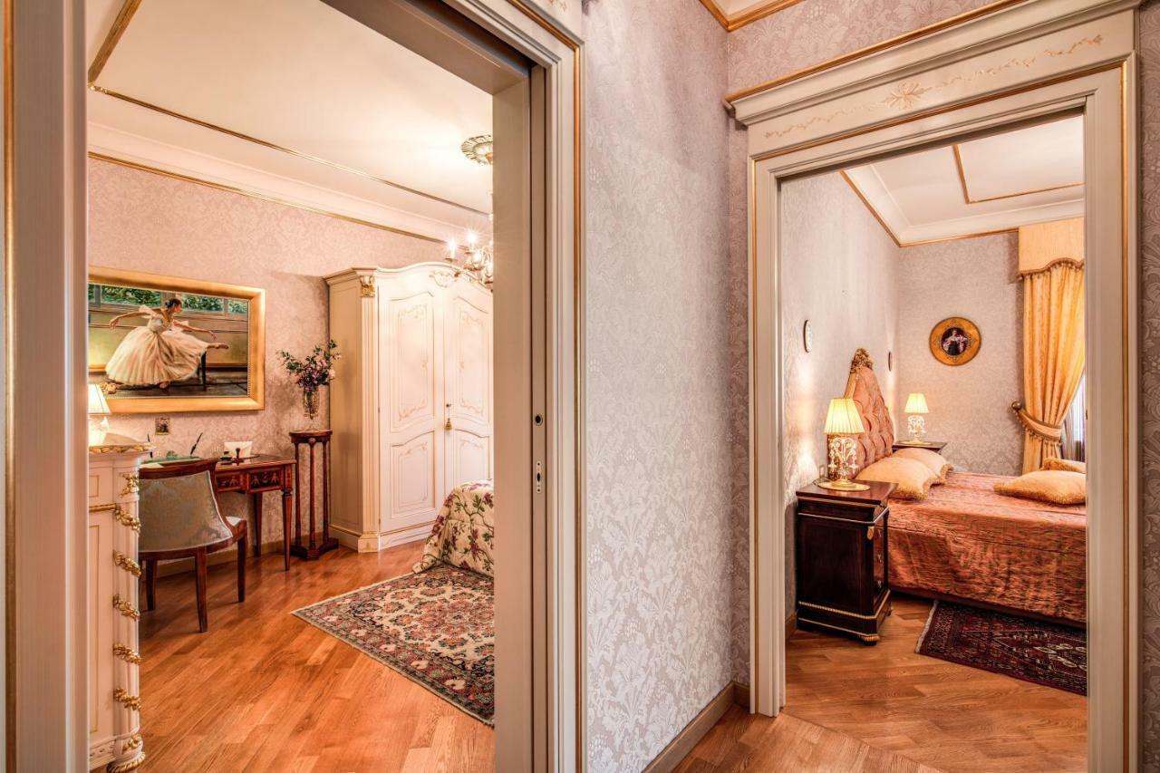 Domus Vittoria - The Luxury Quintessence Apartment Соренто Екстериор снимка