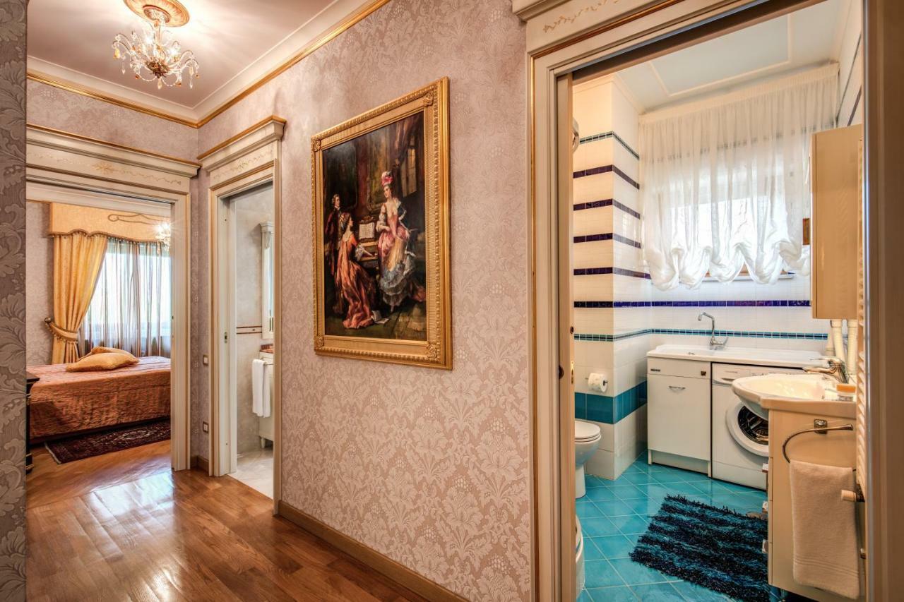 Domus Vittoria - The Luxury Quintessence Apartment Соренто Екстериор снимка